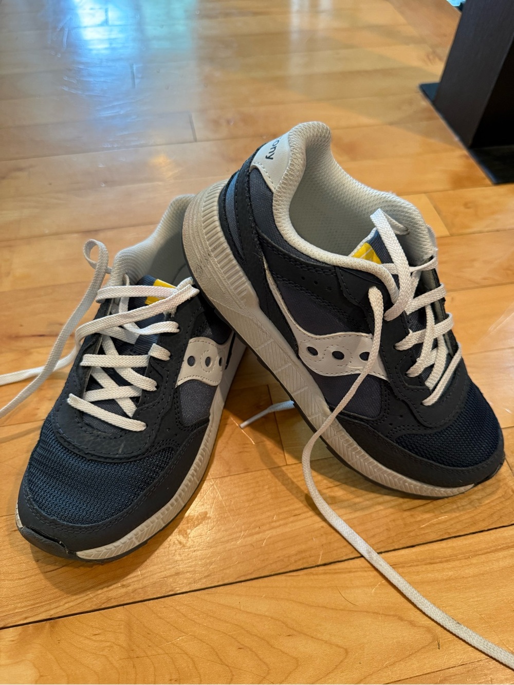 Saucony Kids Navy & White Athletic Sneakers - Comfortable Everyday Play